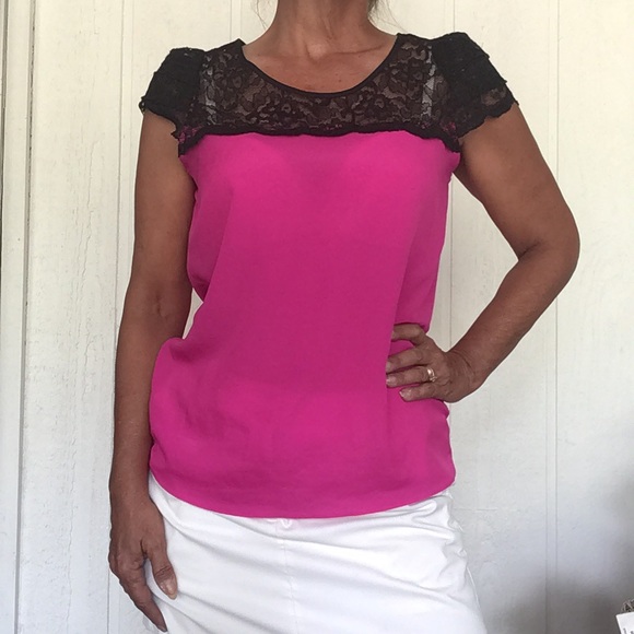 EXPRESS HOT PINK LACE TOP SMALL - Picture 5 of 11